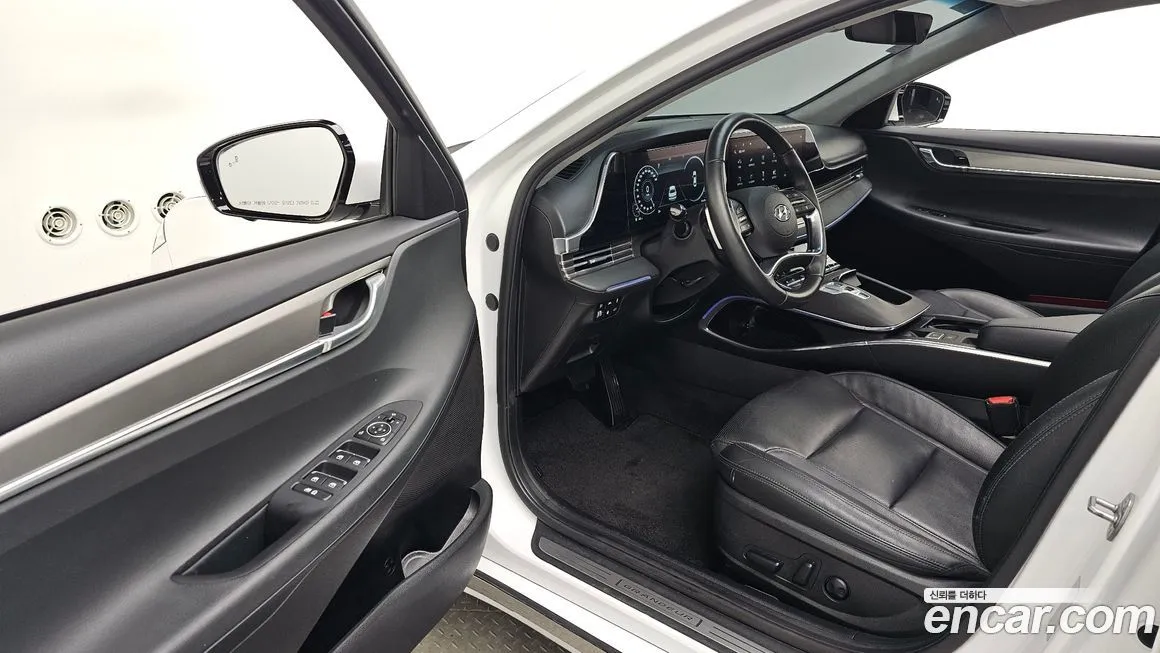 Hyundai Grandeur 2023 из KR, фото 10