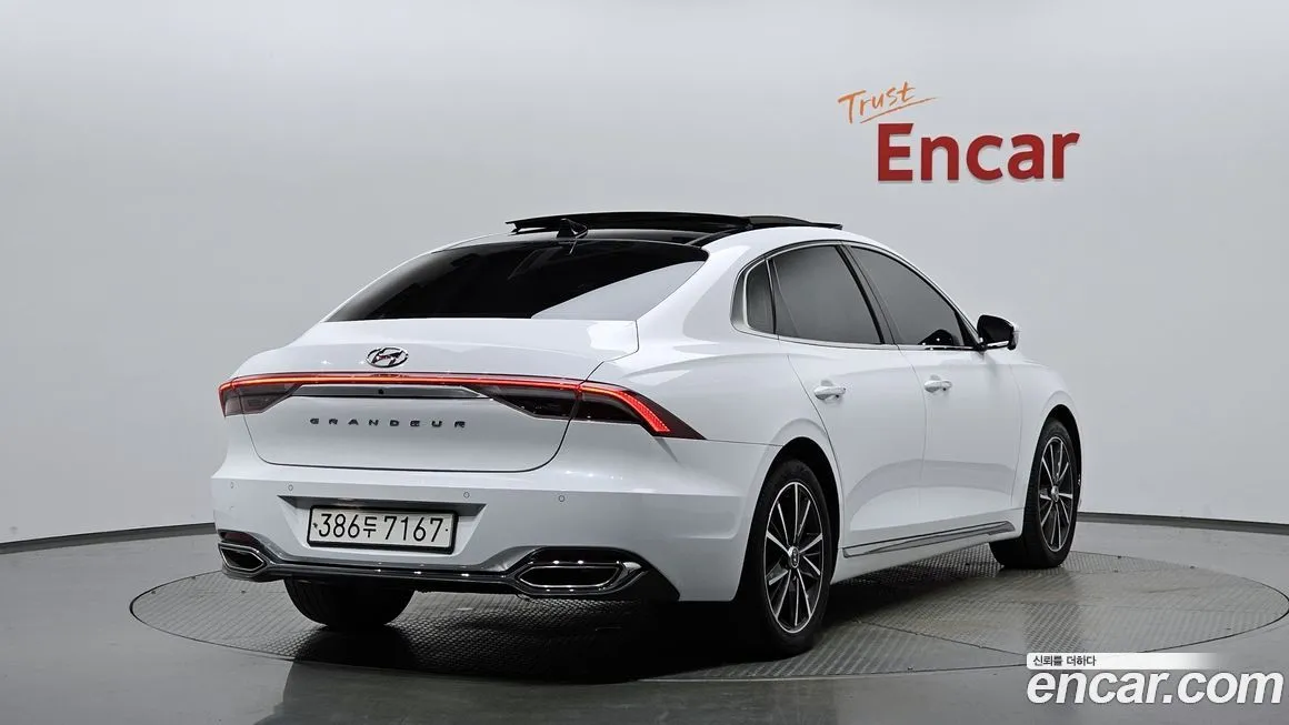 Hyundai Grandeur 2023 из KR, фото 2