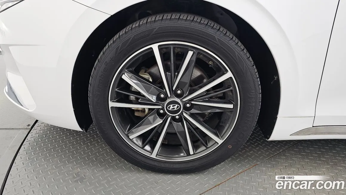 Hyundai Grandeur 2023 из KR, фото 5