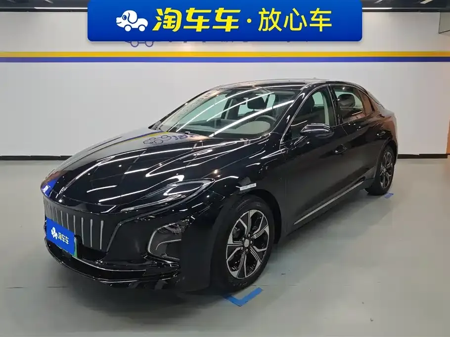 Hongqi E-QM5 — фото 1