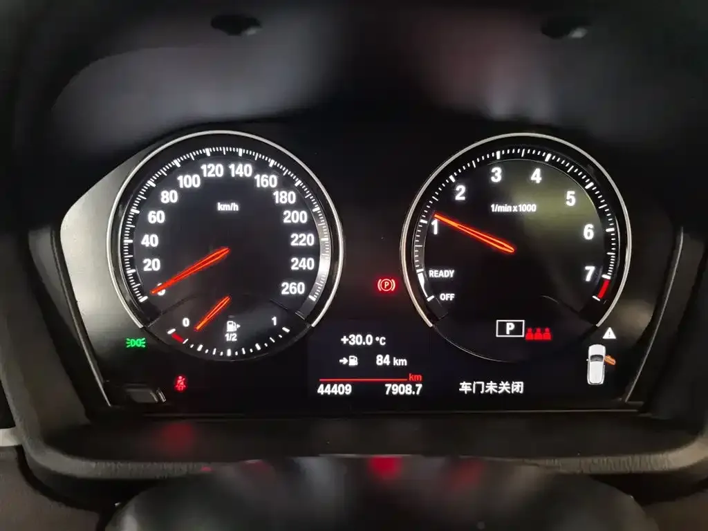 BMW X2 2022 из CN, фото 5