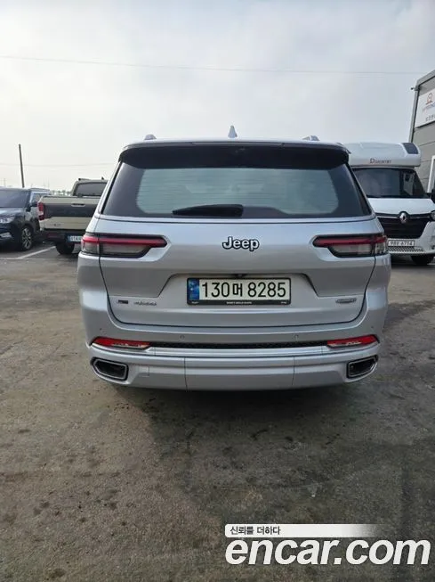 Jeep Cherokee — фото 4