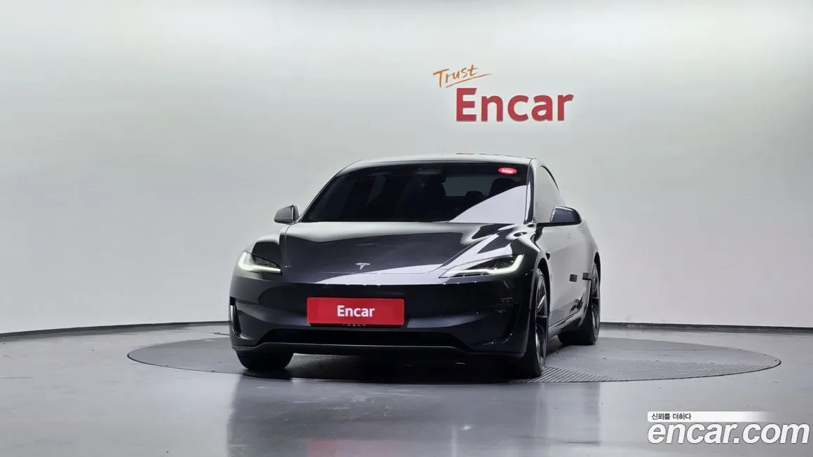 Tesla Model 3 2025 из KR, фото 3