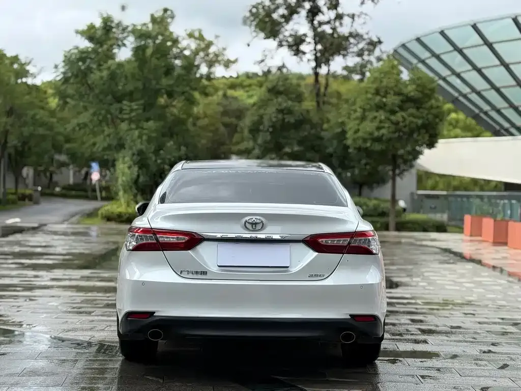 Toyota Camry 2021 из CN, фото 3
