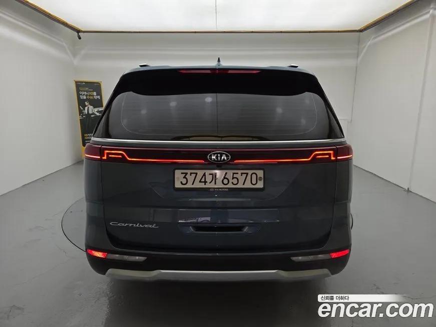 Kia Carnival 2021 из KR, фото 2
