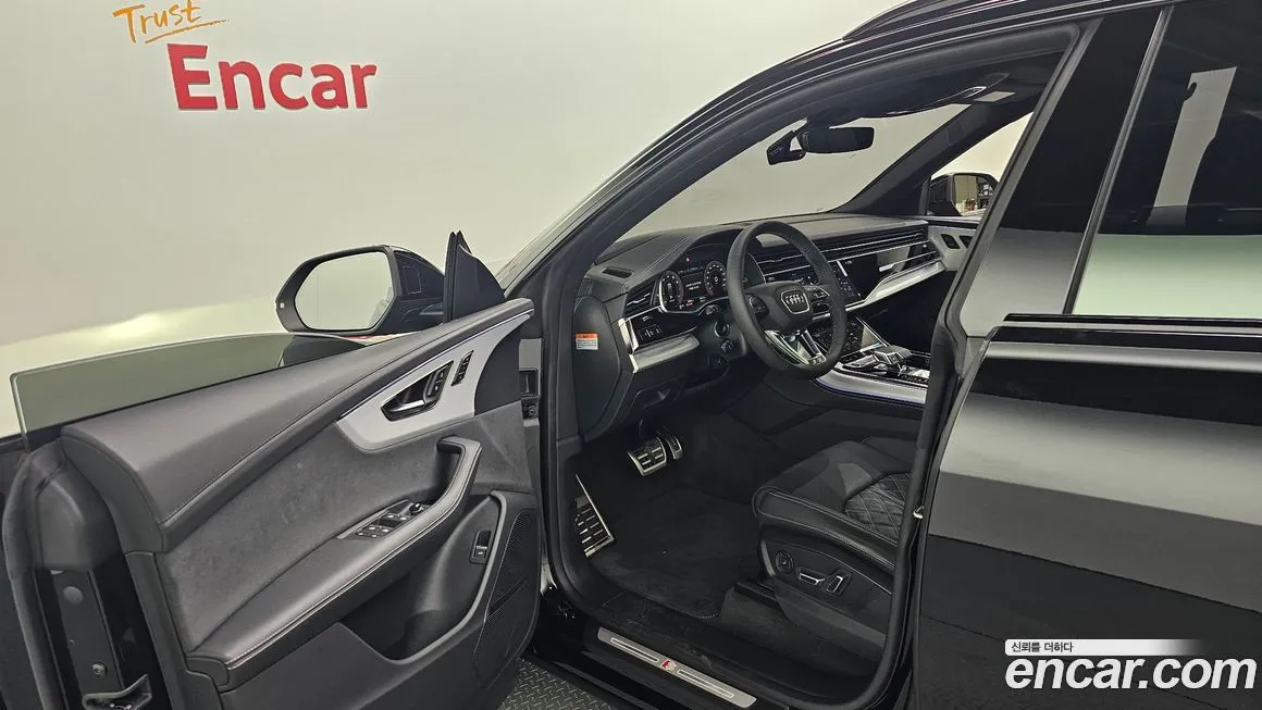Audi Q8 2023 из KR, фото 10