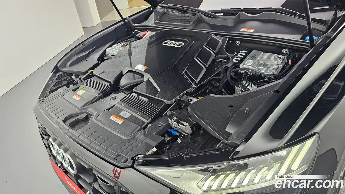 Audi Q8 2023 из KR, фото 6