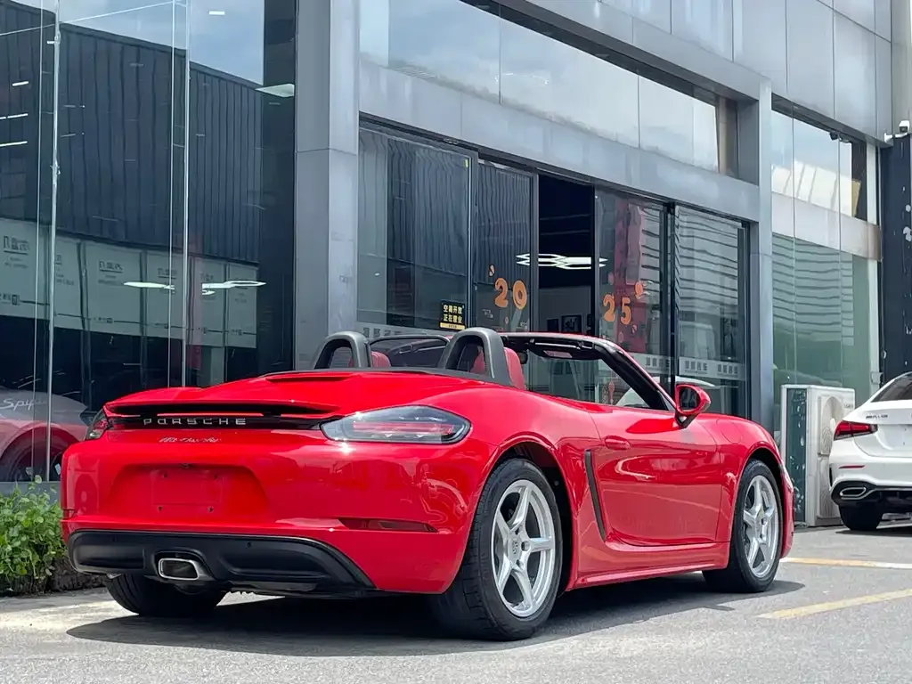 Porsche 718 — фото 10
