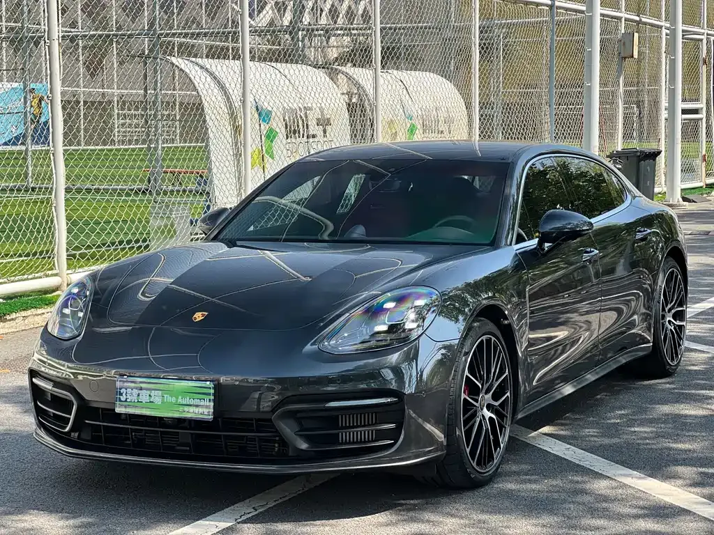 Porsche Panamera 2023 из CN, фото 1
