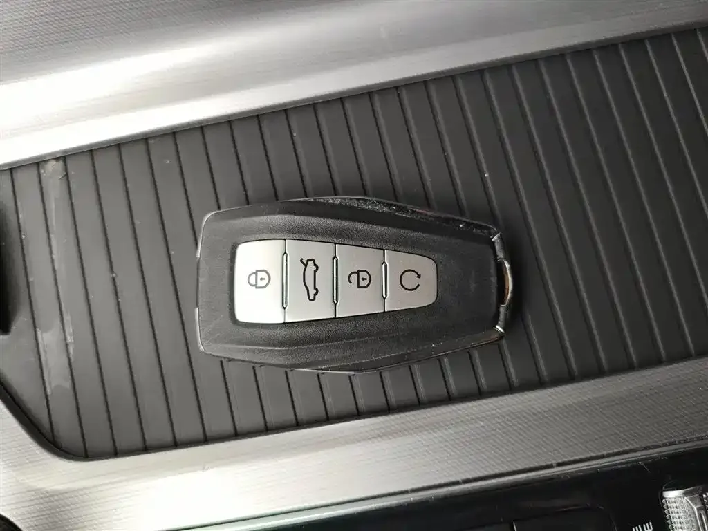 Geely Xingrui 2021 из CN, фото 8