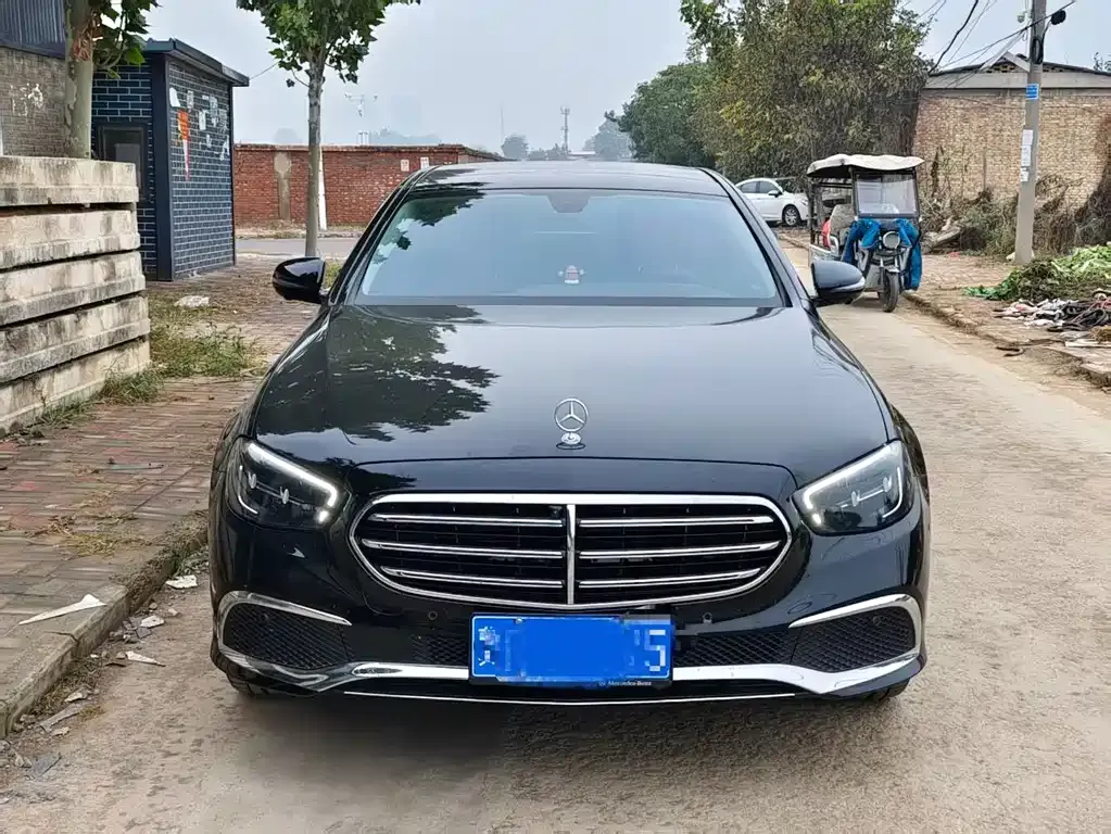 Mercedes-Benz E-Class 2023 из CN, фото 3