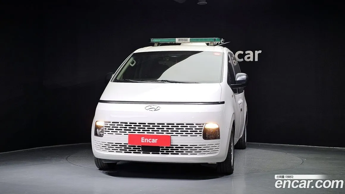 Hyundai Staria 2023 из KR, фото 3