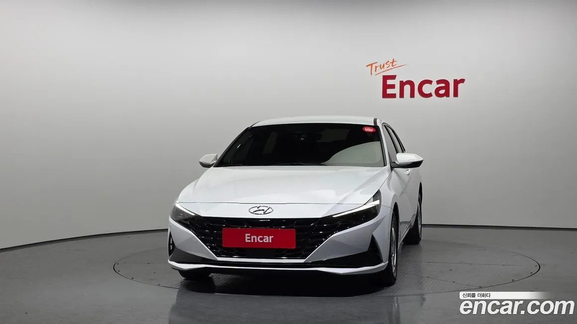 Hyundai AVANTE — фото 3