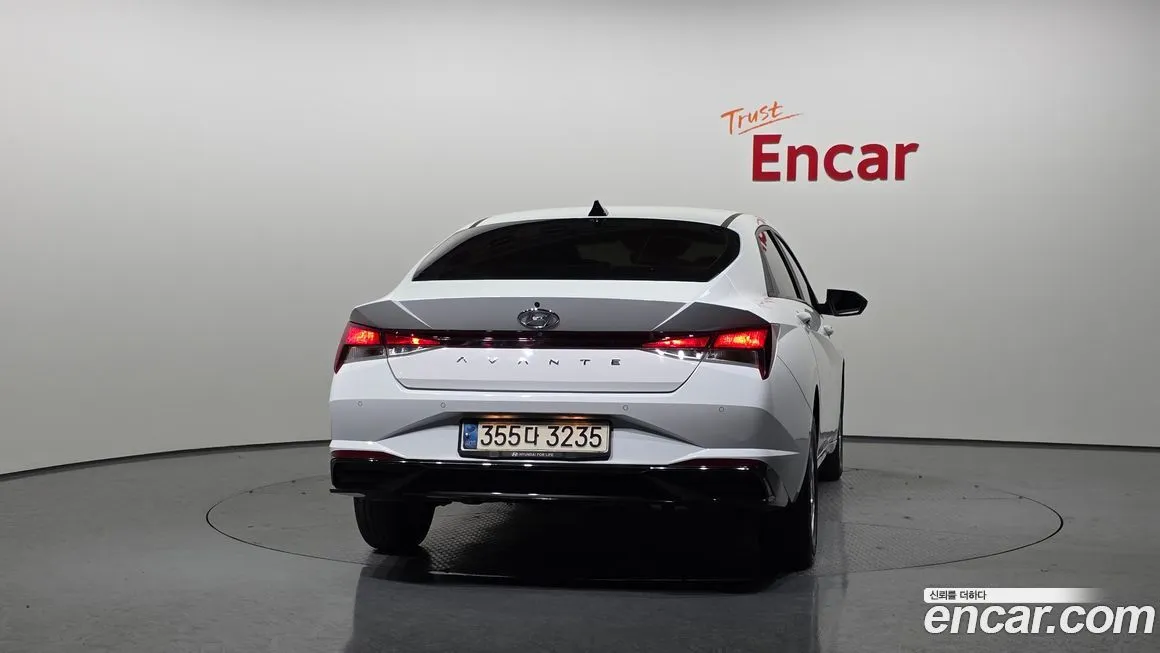 Hyundai AVANTE — фото 4