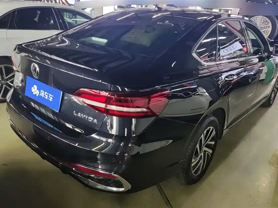 Volkswagen Lavida 2023 из CN, фото 3