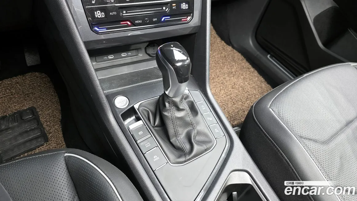 Volkswagen Tiguan 2023 из KR, фото 9