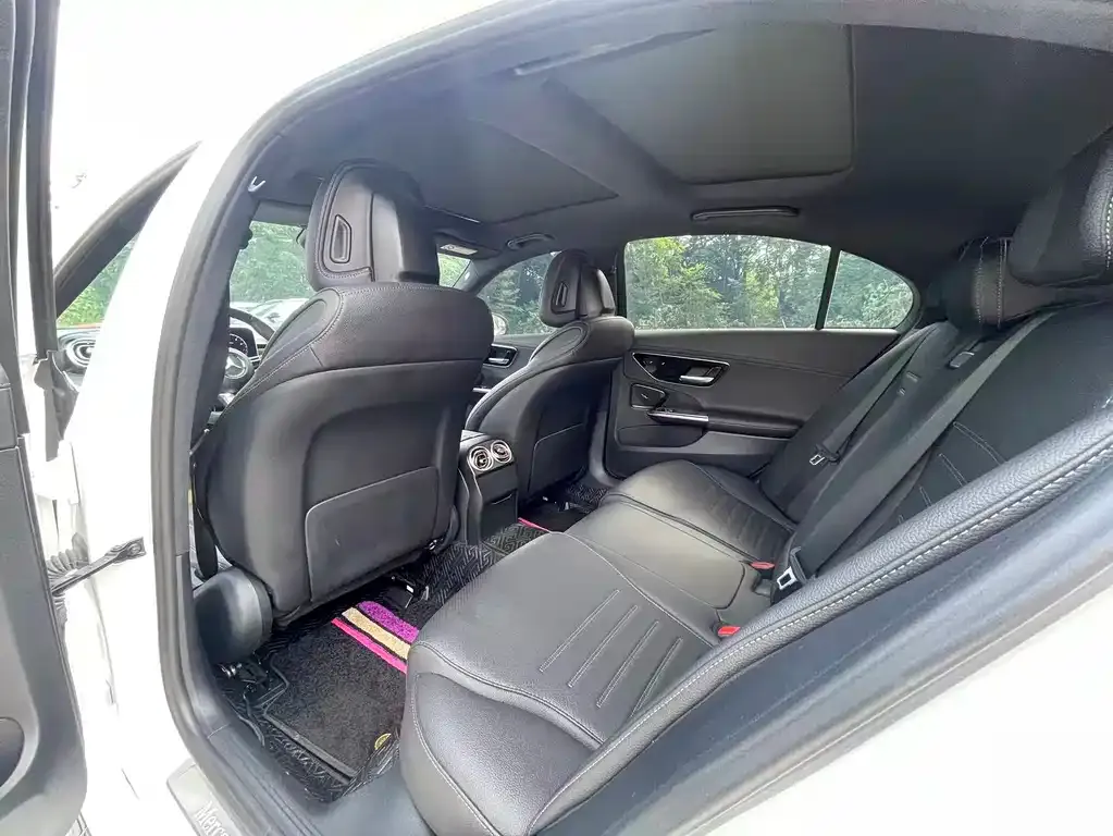 Mercedes-Benz C-Class 2023 из CN, фото 9