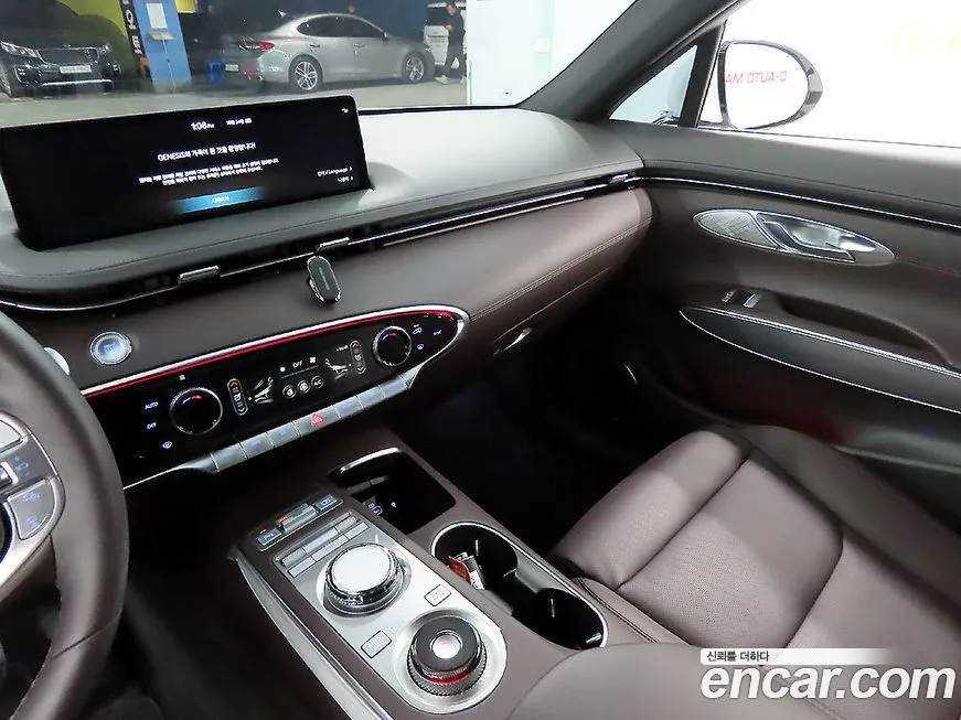 Genesis GV70 2024 из KR, фото 8