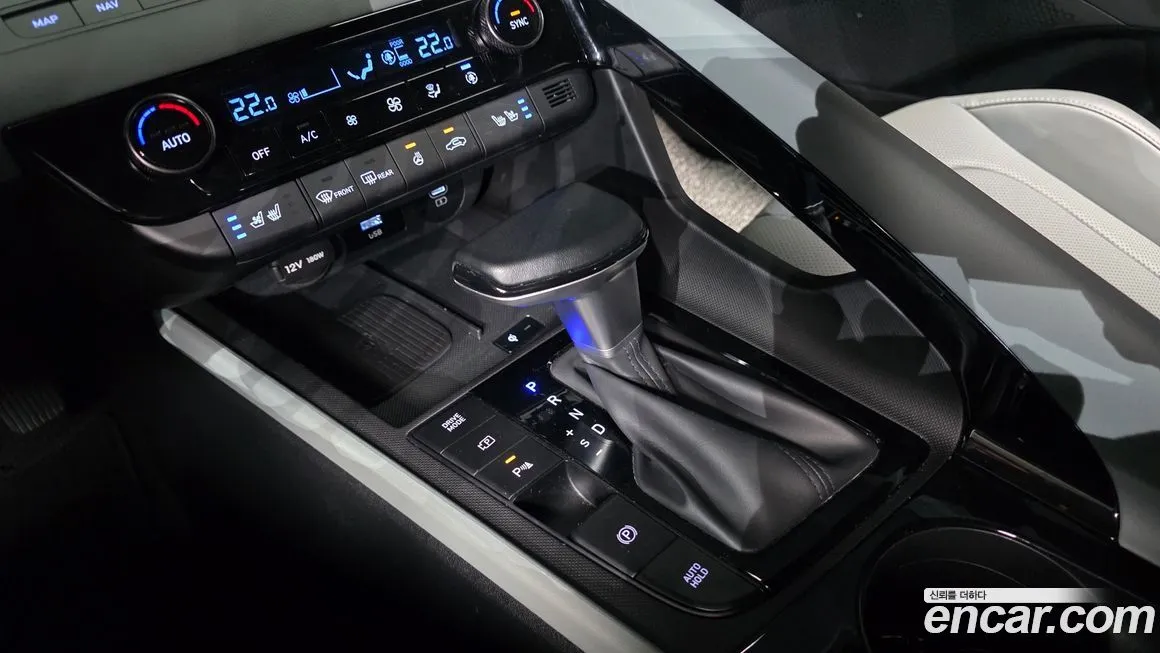 Hyundai AVANTE — фото 9