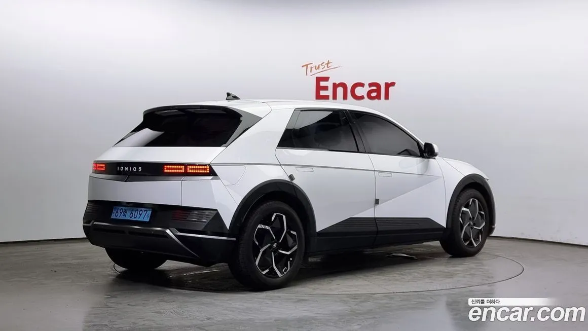 Hyundai Ioniq5 — фото 2