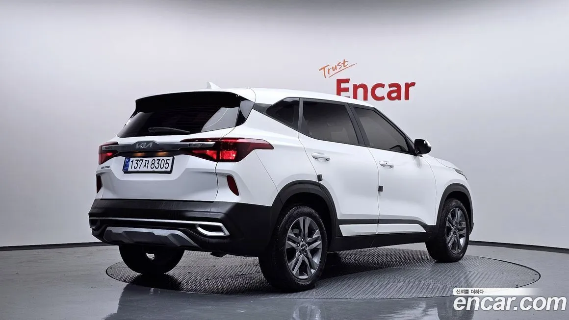 Kia Seltos 2023 из KR, фото 2