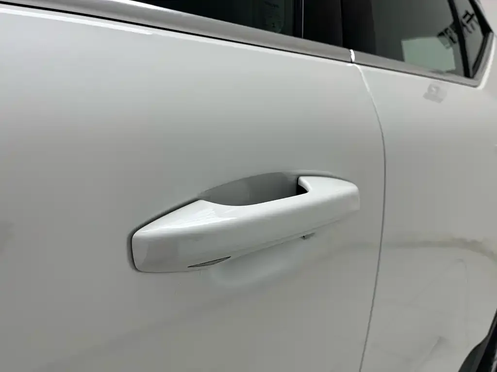 Volvo XC40 2024 из CN, фото 5