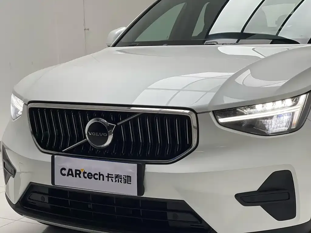 Volvo XC40 2024 из CN, фото 9