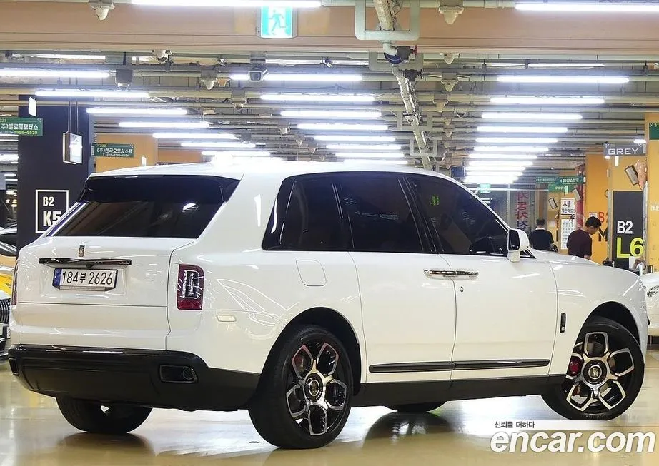 Rolls-Royce Cullinan 2023 из KR, фото 3