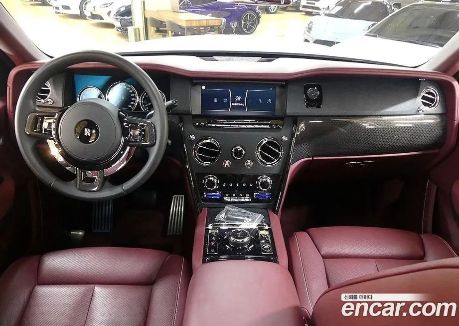 Rolls-Royce Cullinan 2023 из KR, фото 4