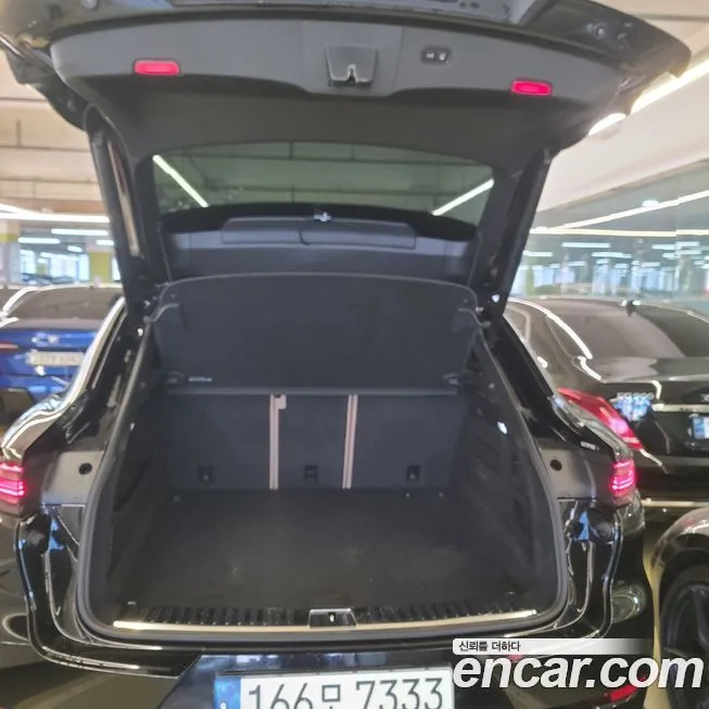 Porsche Cayenne 2021 из KR, фото 2