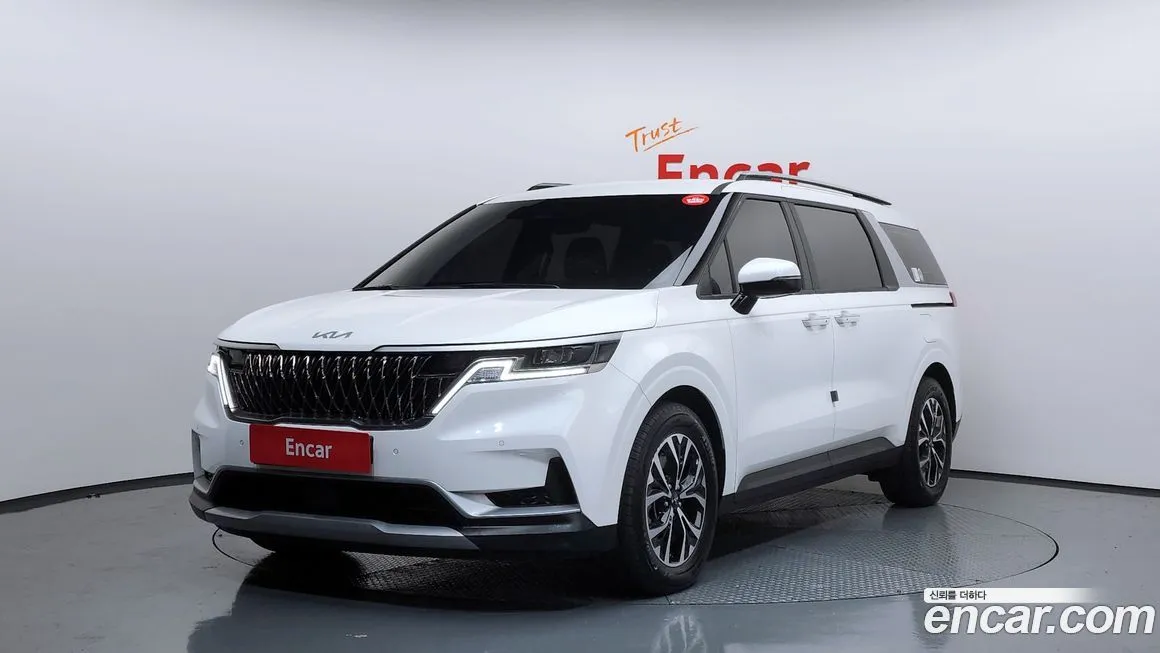 Kia Carnival 2023 из KR, фото 1