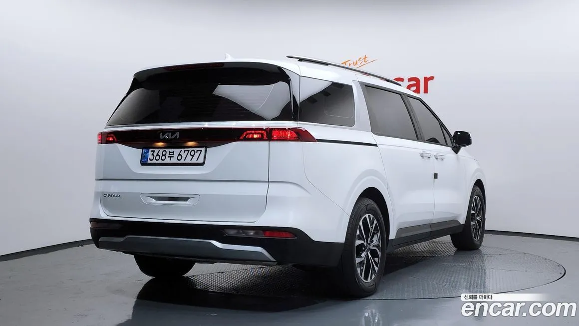 Kia Carnival 2023 из KR, фото 2