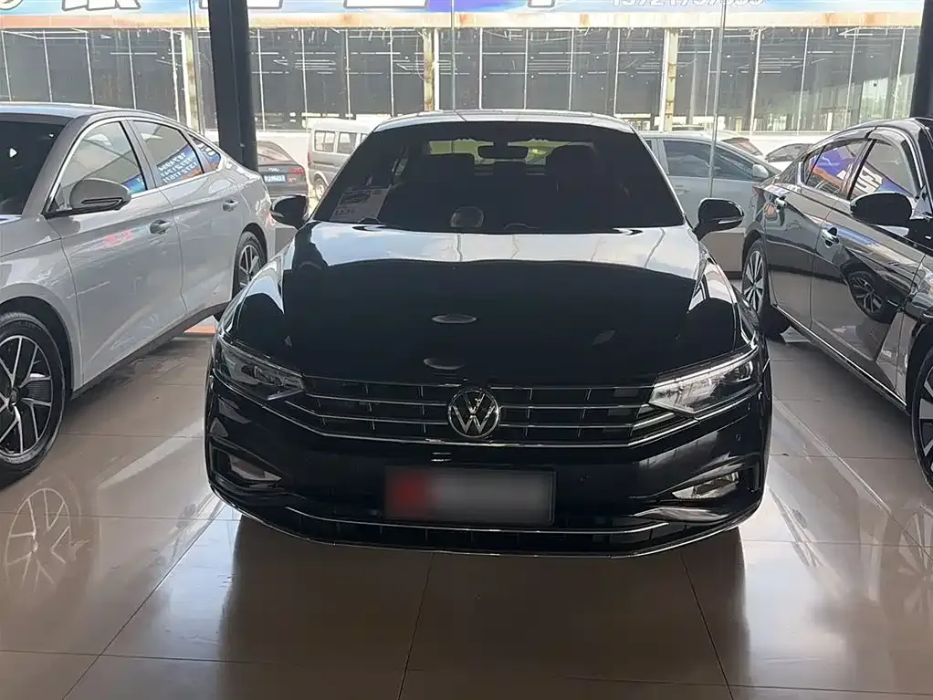Volkswagen Magotan 2022 из CN, фото 3