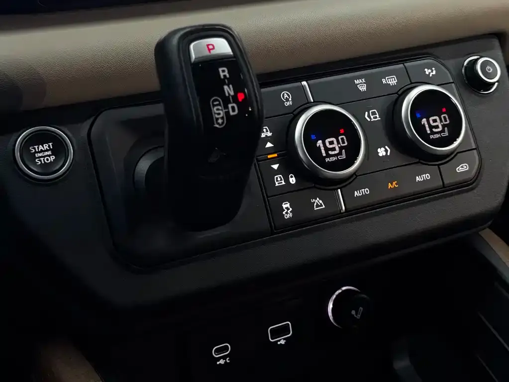 Land Rover Defender 2021 из CN, фото 6