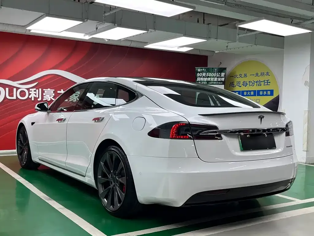Tesla Model S 2021 из CN, фото 5
