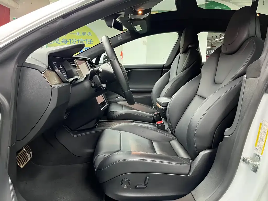 Tesla Model S 2021 из CN, фото 9