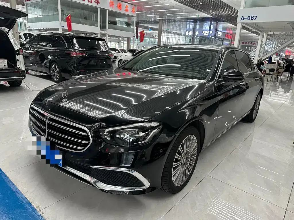 Mercedes-Benz E-Class 2023 из CN, фото 1