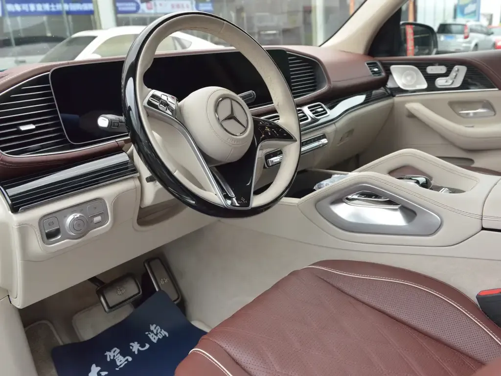 Mercedes-Benz GLS 2024 из CN, фото 4