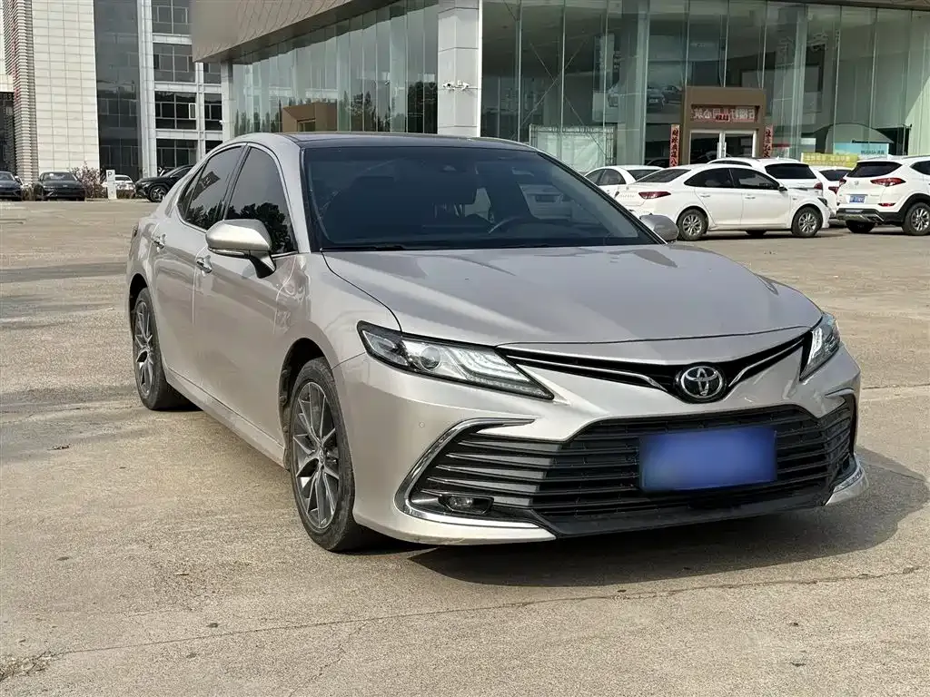 Toyota Camry 2021 из CN, фото 5
