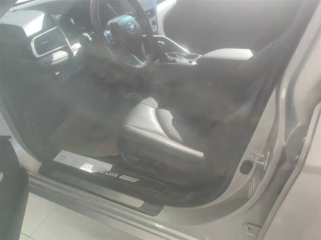Toyota Camry 2021 из CN, фото 8