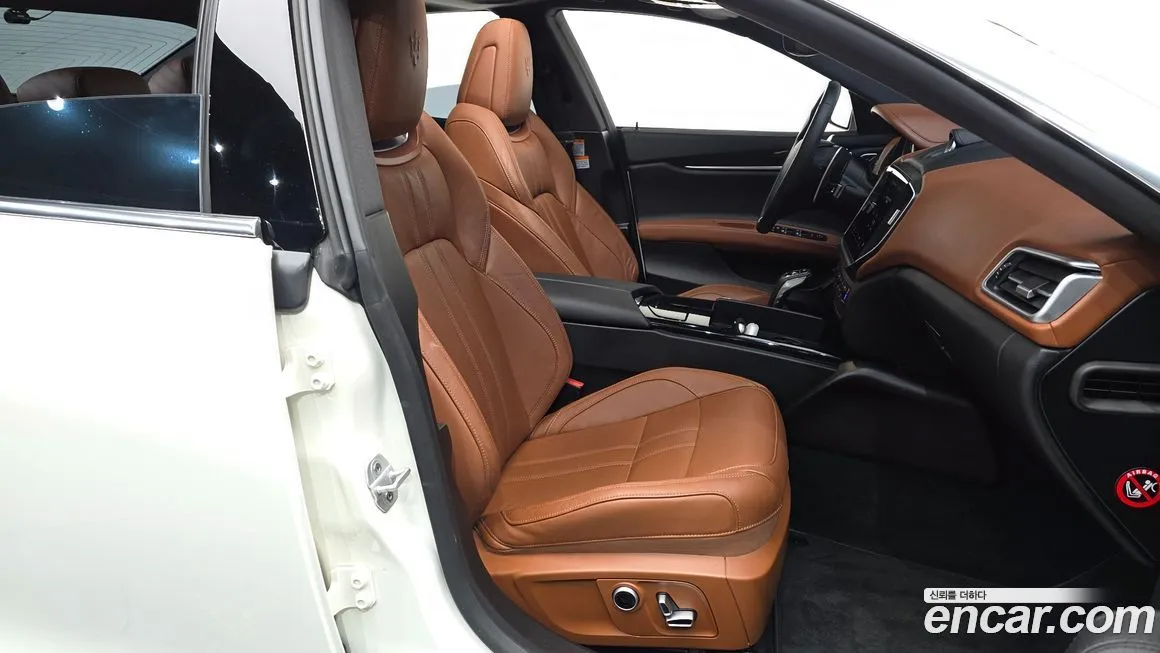Maserati Ghibli 2021 из KR, фото 10