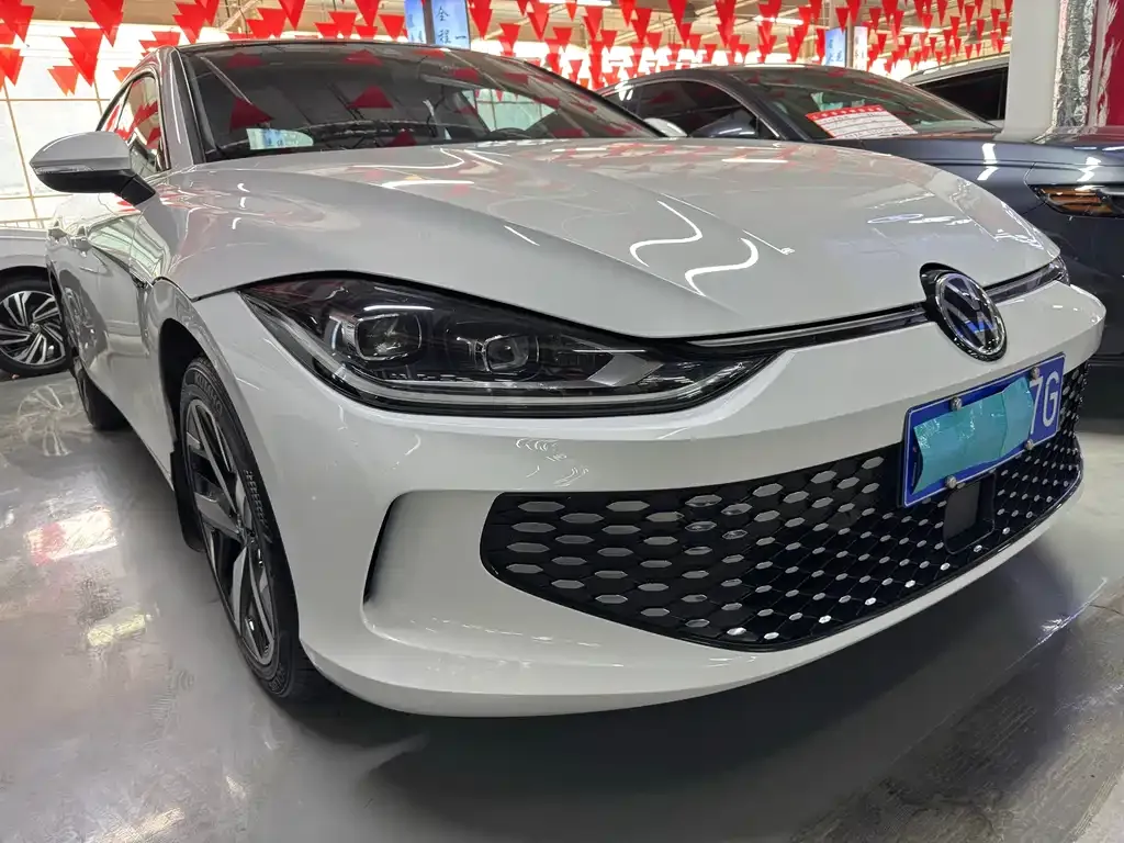 Volkswagen Lamando 2023 из CN, фото 3