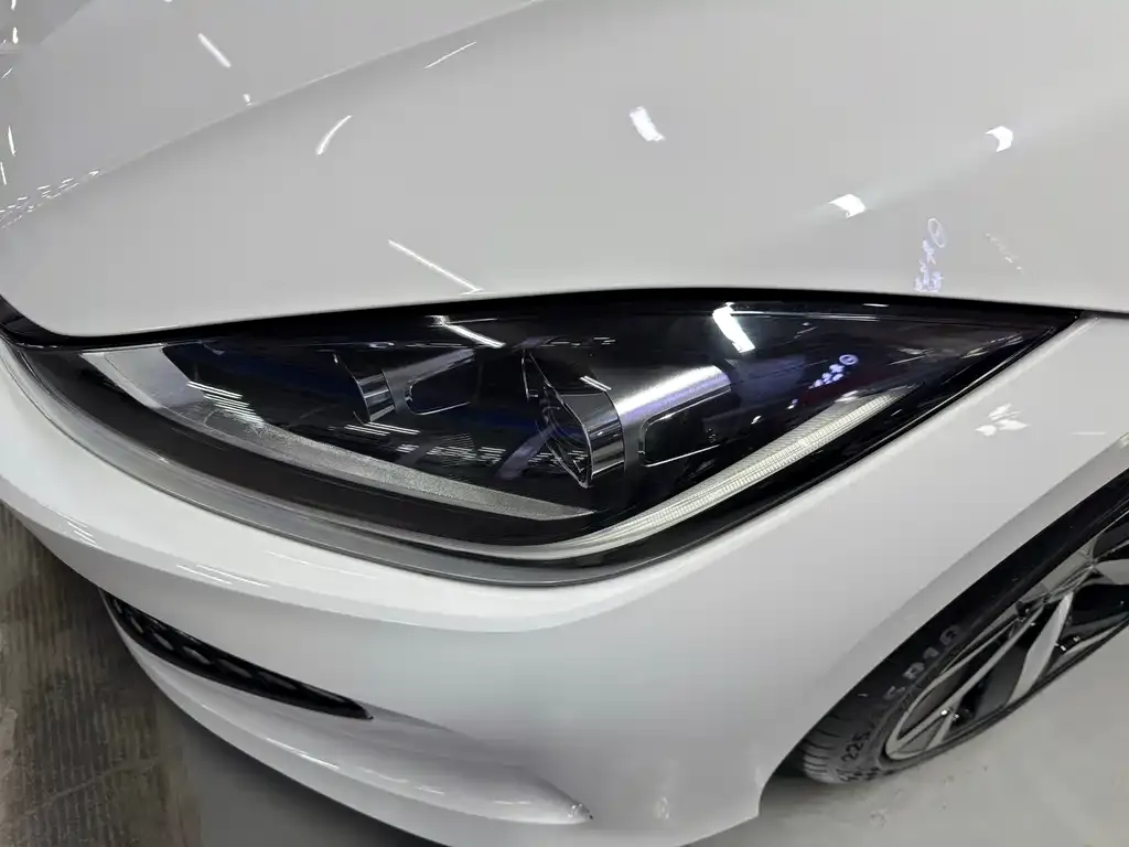 Volkswagen Lamando 2023 из CN, фото 4
