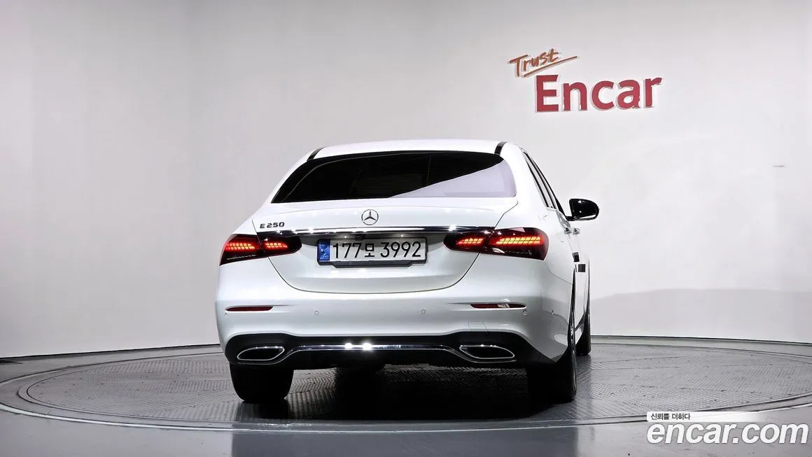 Mercedes-Benz E-Class 2023 из KR, фото 4