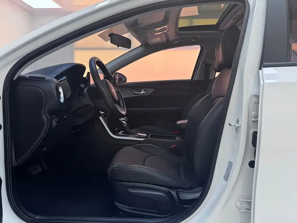 Kia K3 2022 из CN, фото 7
