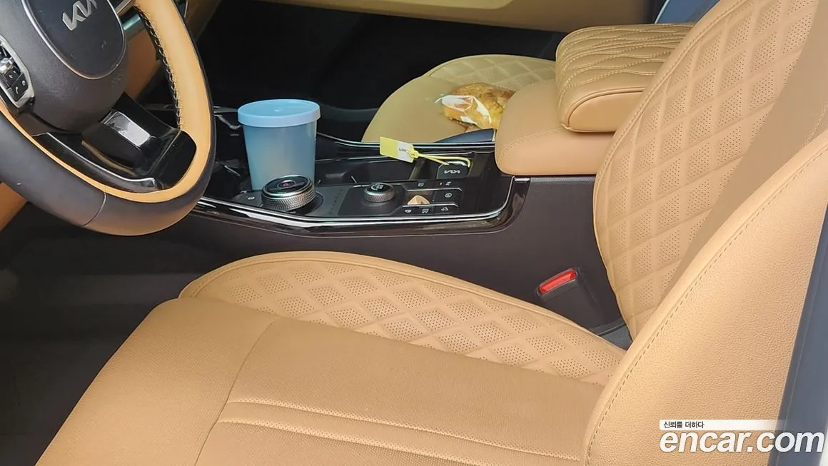 Kia Sorento — фото 9