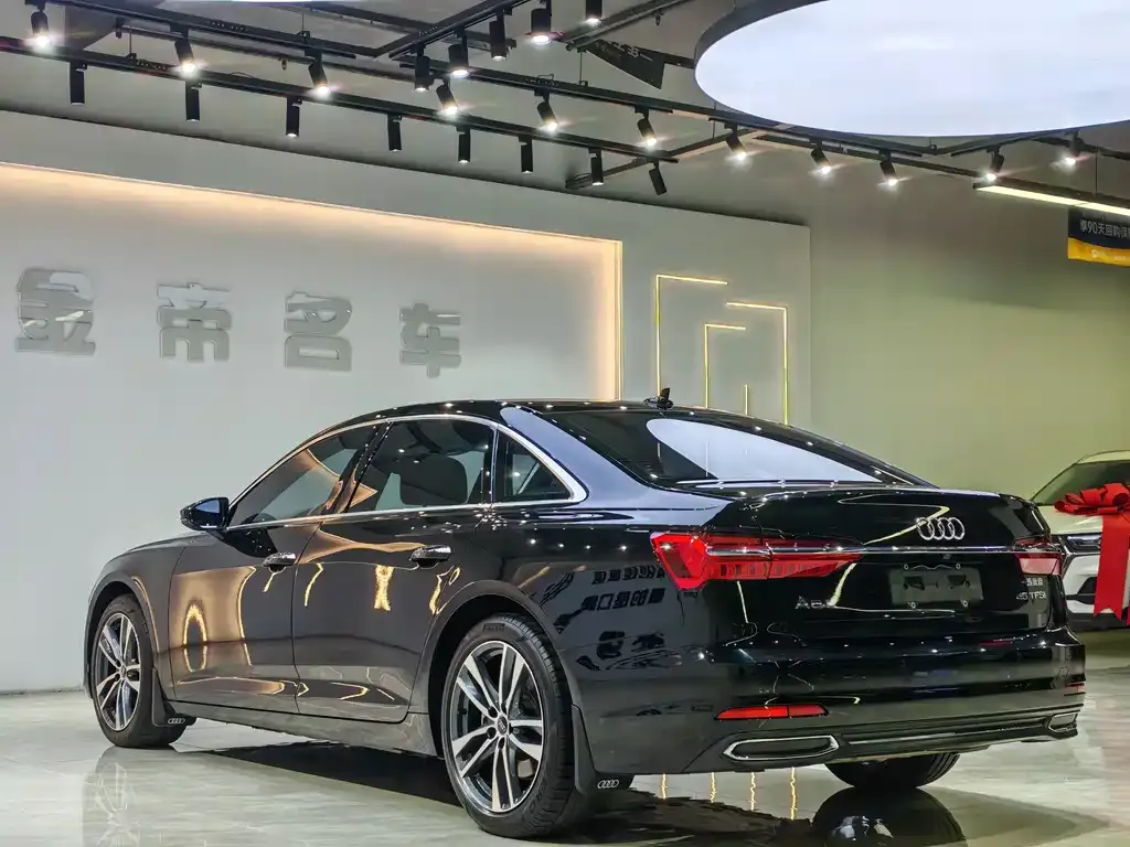 Audi A6L 2022 из CN, фото 4