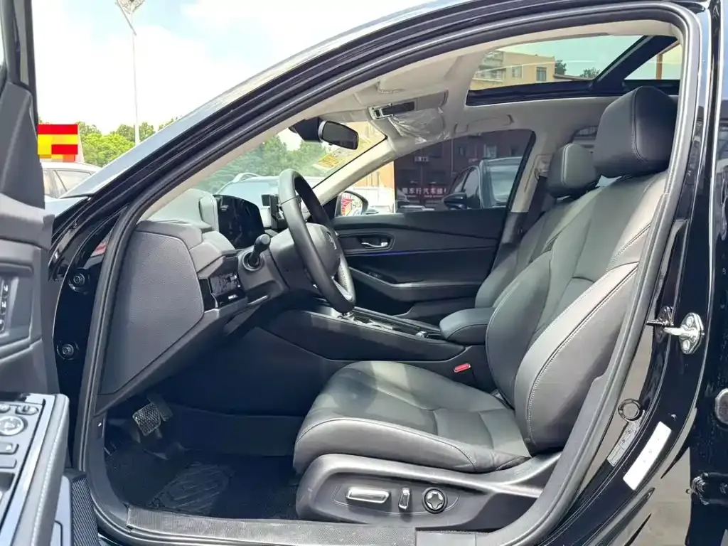 Honda Accord 2025 из CN, фото 2