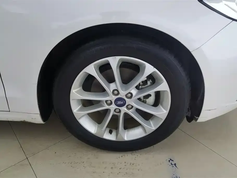 Ford Mondeo 2021 из CN, фото 6