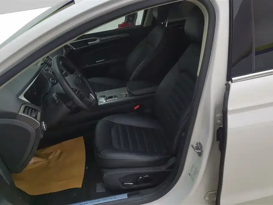 Ford Mondeo 2021 из CN, фото 9